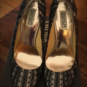 Badgley Mischka Black lace and light gold heels
